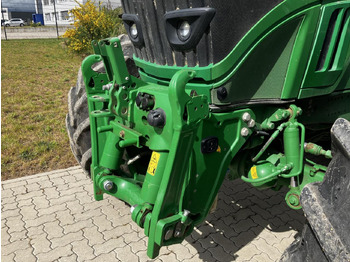 Traktor John Deere 6250R: obrázek 4