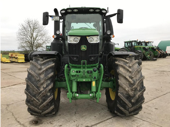 Traktor John Deere 6R 250: obrázek 3 Traktor John Deere 6R 250: obrázek 3