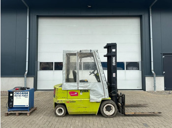 Elektrický vysokozdvižný vozík Clark EPM25N 2.5 ton Duplex Sideshift Elektra Heftruck: obrázek 2