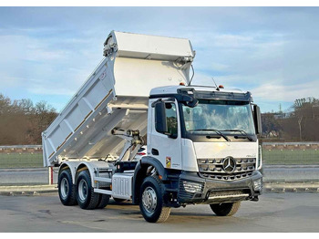 Sklápěč MERCEDES-BENZ Arocs 3240