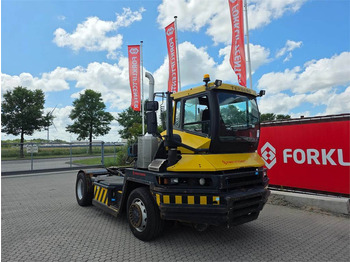 Terminálový traktor TERBERG