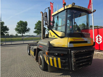 Terminálový traktor TERBERG