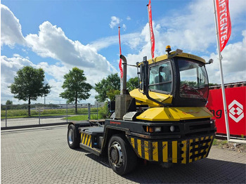 Terminálový traktor TERBERG