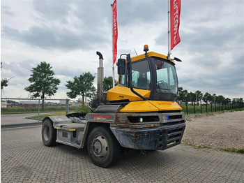 Terminálový traktor TERBERG