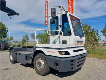 Terminálový traktor TERBERG