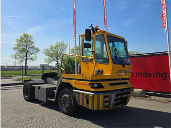 Terminálový traktor TERBERG