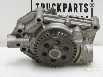 Motor a díly DAF