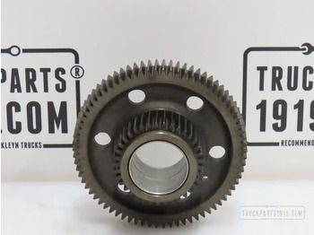 Motor a díly DAF