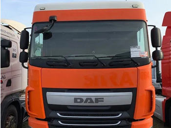 Kabina a interiér DAF XF 106