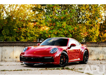 Osobní auto PORSCHE