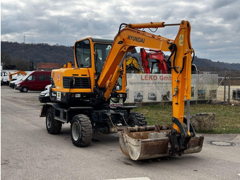 Kolesové rýpadlo HYUNDAI