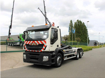 Hákový nosič kontejnerů IVECO Stralis 460