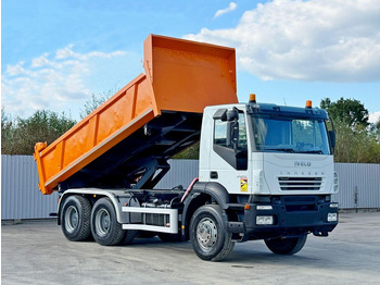 Sklápěč IVECO Trakker