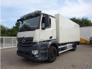 Skříňový nákladní auto MERCEDES-BENZ Antos