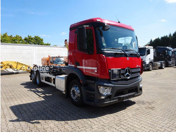 Mercedes-Benz Antos 2532 - Hook lift truck leasing Mercedes-Benz Antos 2532 - Hook lift truck: obrázek 2