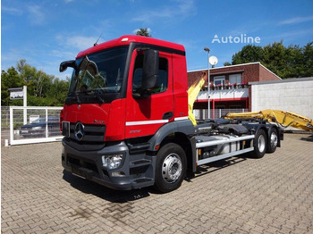 Mercedes-Benz Antos 2532 - Hook lift truck leasing Mercedes-Benz Antos 2532 - Hook lift truck: obrázek 1