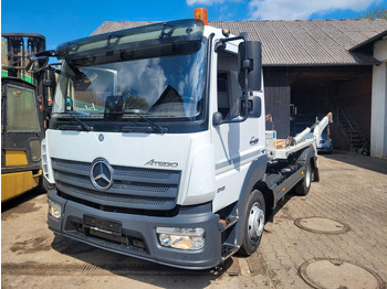 Ramenový nosič kontajnerov MERCEDES-BENZ Atego 818