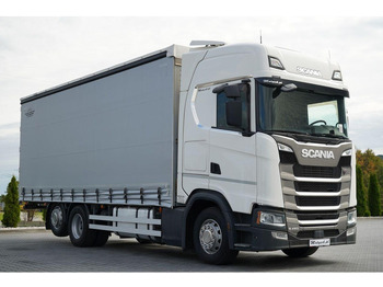 Plachtový nákladní auto SCANIA S 450
