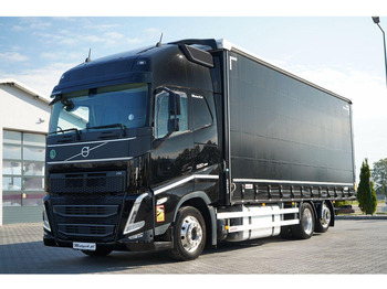 Plachtový nákladní auto VOLVO FH 500