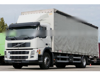 Plachtový nákladní auto VOLVO FM 300