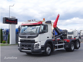 Hákový nosič kontejnerů VOLVO FMX 450