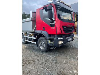 Sklápěč IVECO Trakker