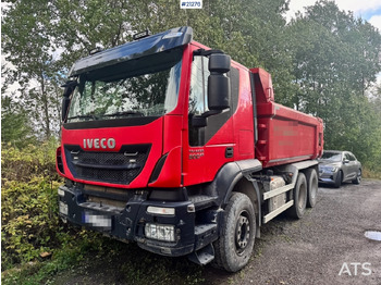 Sklápěč IVECO Trakker
