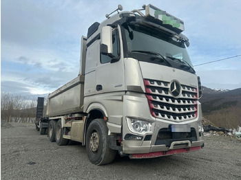 Sklápěč MERCEDES-BENZ Arocs 2658