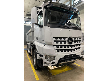 Sklápěč MERCEDES-BENZ Arocs 2658