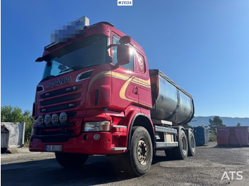 Sklápěč SCANIA R 560
