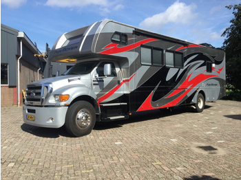 Obytná dodávka Ford F750 Fun Mover: obrázek 1