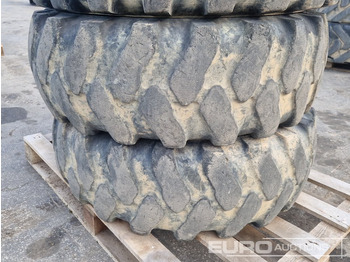 Pneumatiky 12.5x18 Tyres (4 of): obrázek 4