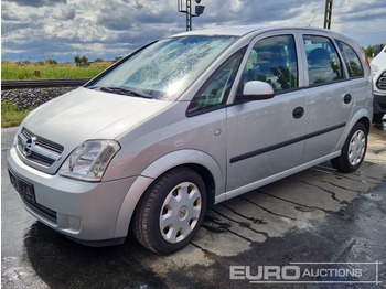 Osobní auto OPEL