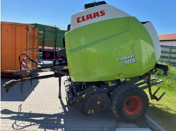 Stroj na sklizeň pícnin CLAAS