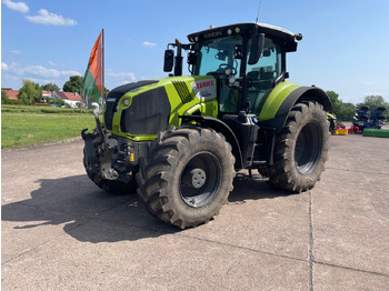 Traktor CLAAS Axion 870