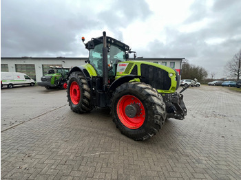 Traktor CLAAS Axion 930