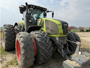 Traktor CLAAS Axion 960