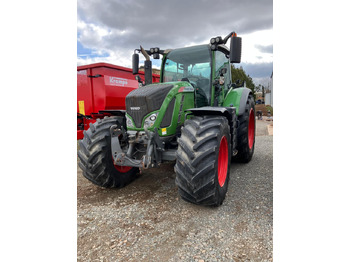 Traktor FENDT 720 Vario