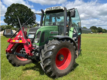 Traktor FENDT 700 Vario
