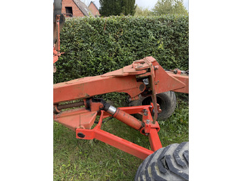 Pluh Kuhn Volldrehpflug: obrázek 5 Pluh Kuhn Volldrehpflug: obrázek 5