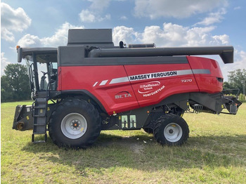 Sklízecí mlátička MASSEY FERGUSON