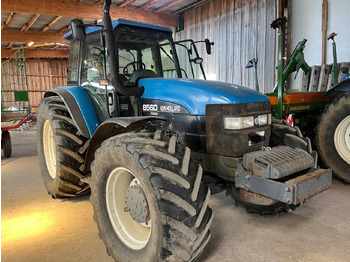 Traktor NEW HOLLAND 60 series