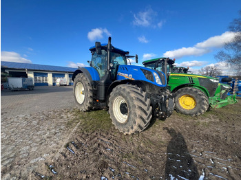 Traktor NEW HOLLAND T7.315