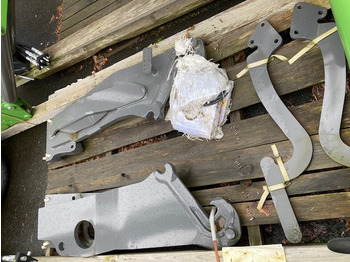 Čelní nakladač pro traktor FENDT