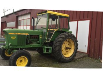 Traktor John Deere 4020: obrázek 1