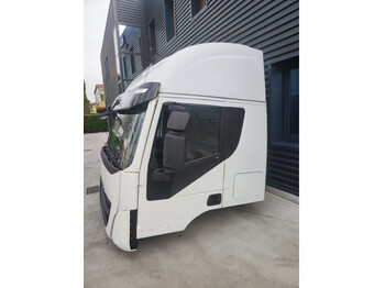 Kabina a interiér pro Nákladní auto Iveco STRALIS HI-WAY Euro 6: obrázek 4 Kabina a interiér pro Nákladní auto Iveco STRALIS HI-WAY Euro 6: obrázek 4