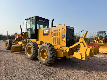 Grejdr CATERPILLAR 120H: obrázek 5