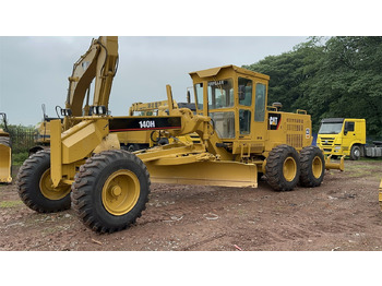 Grejdr CATERPILLAR 140H: obrázek 2