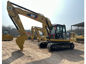 Pásové rýpadlo CATERPILLAR 320D2L: obrázek 4