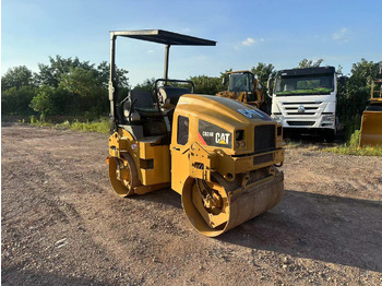 Válec CATERPILLAR CB24B